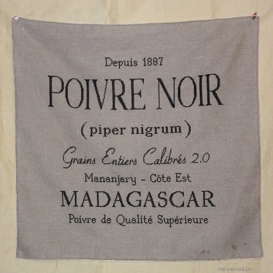 broderie du coussin Poivre Noir