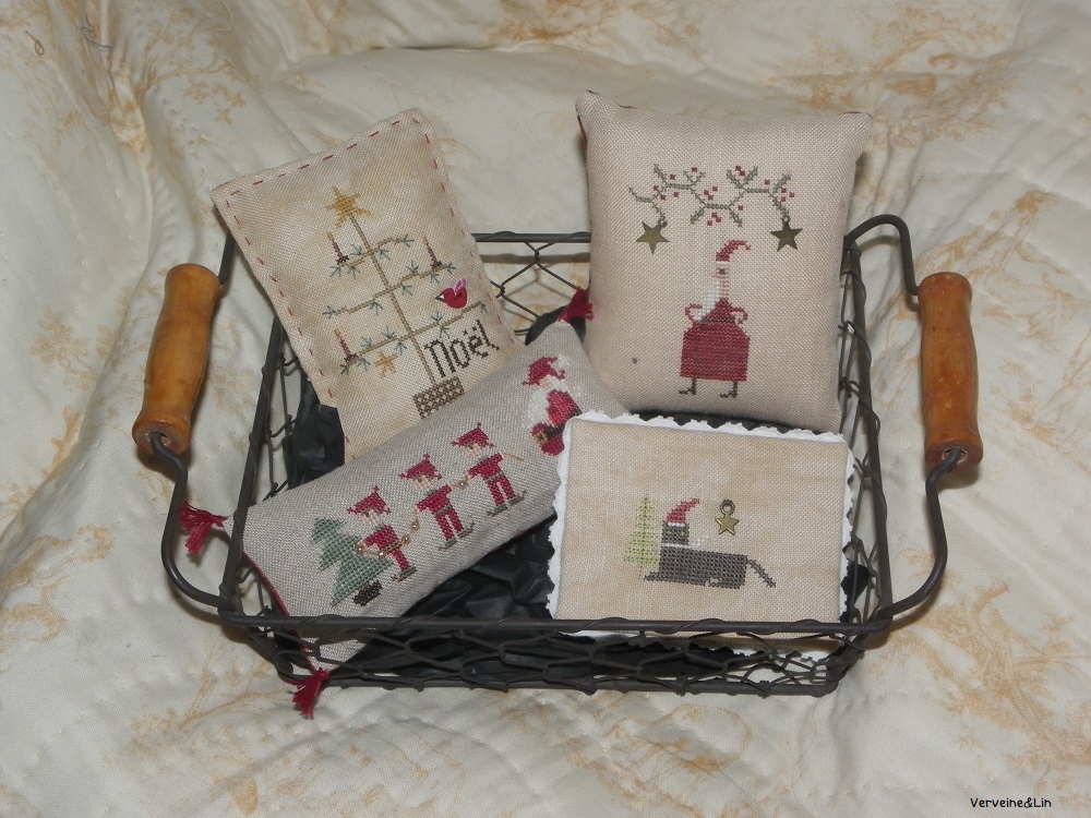 ornements de noël au point de croix