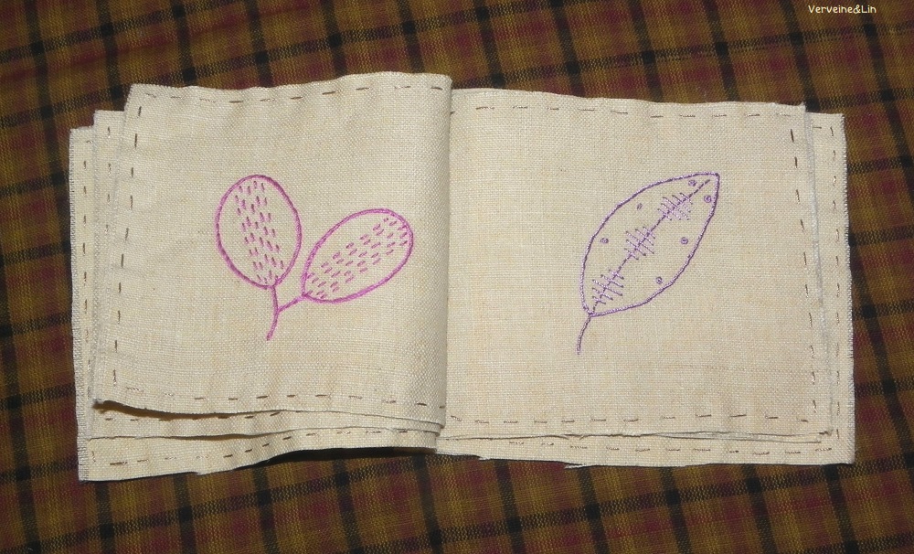 carnet brodé de feuilles d'automne