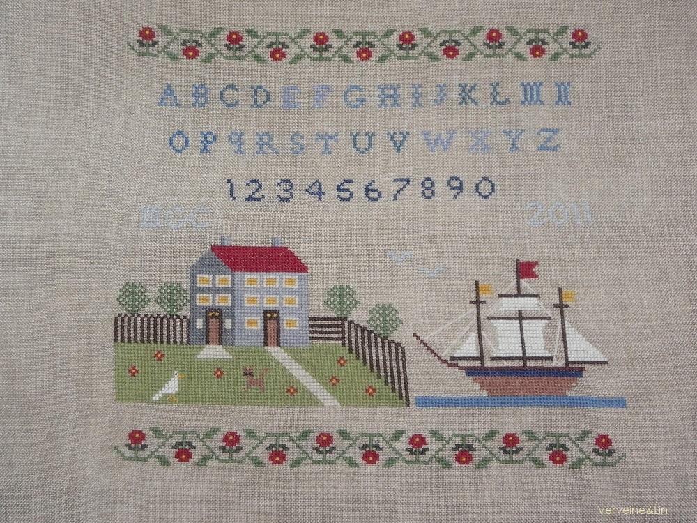adécédaire brodé en laine saint pierre