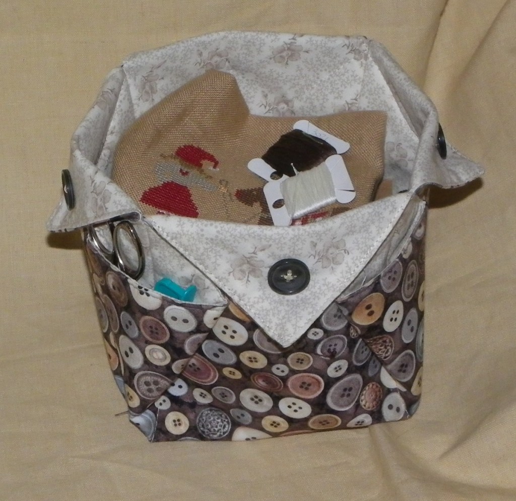 corbeille à ouvrages en pliage origami de tissu