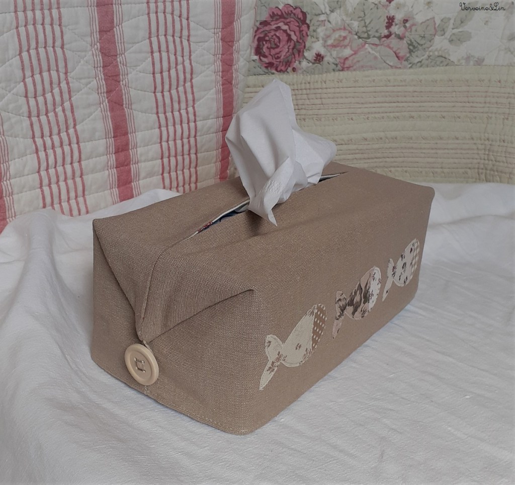 housse en tissu pour boite à mouchoirs