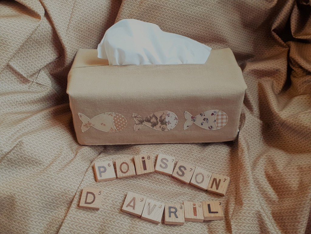 housse en tissu pour boite à mouchoirs