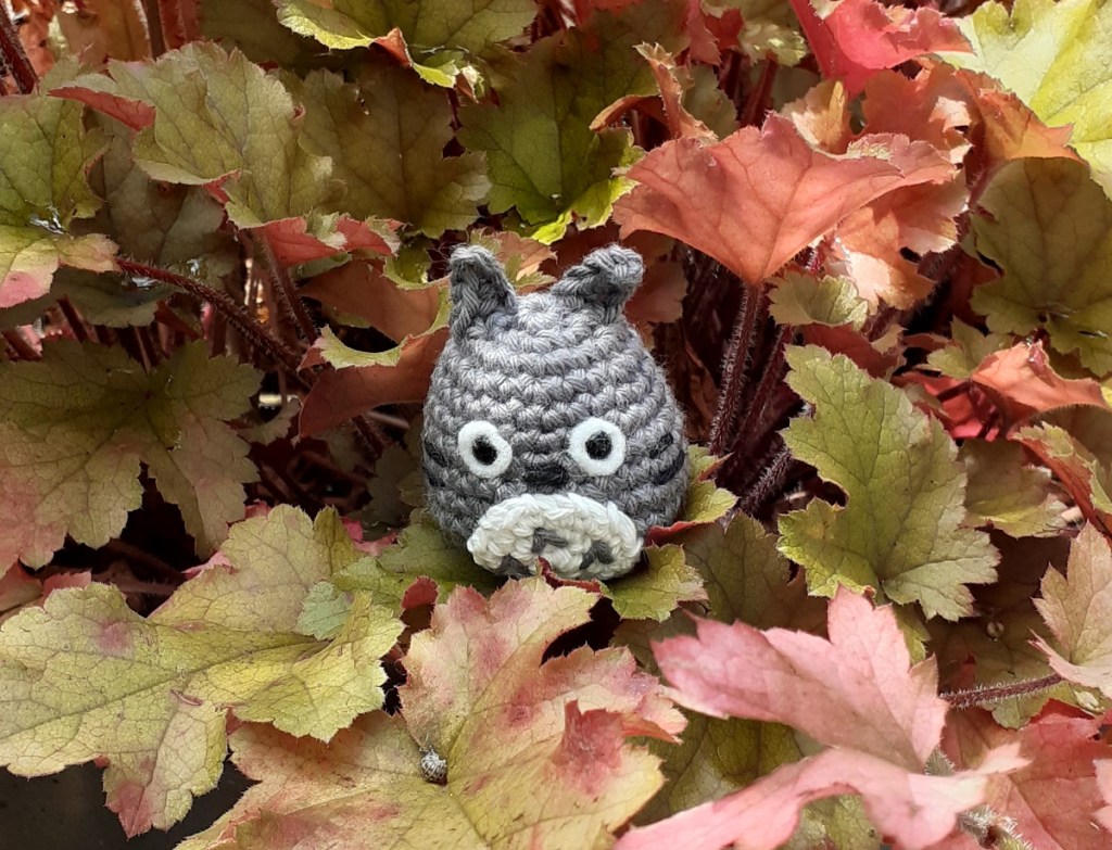 amigurumi totoro miniature