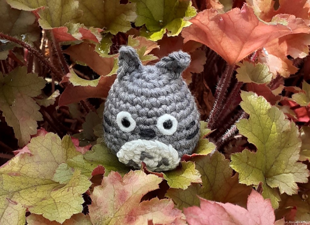 amigurumi totoro miniature