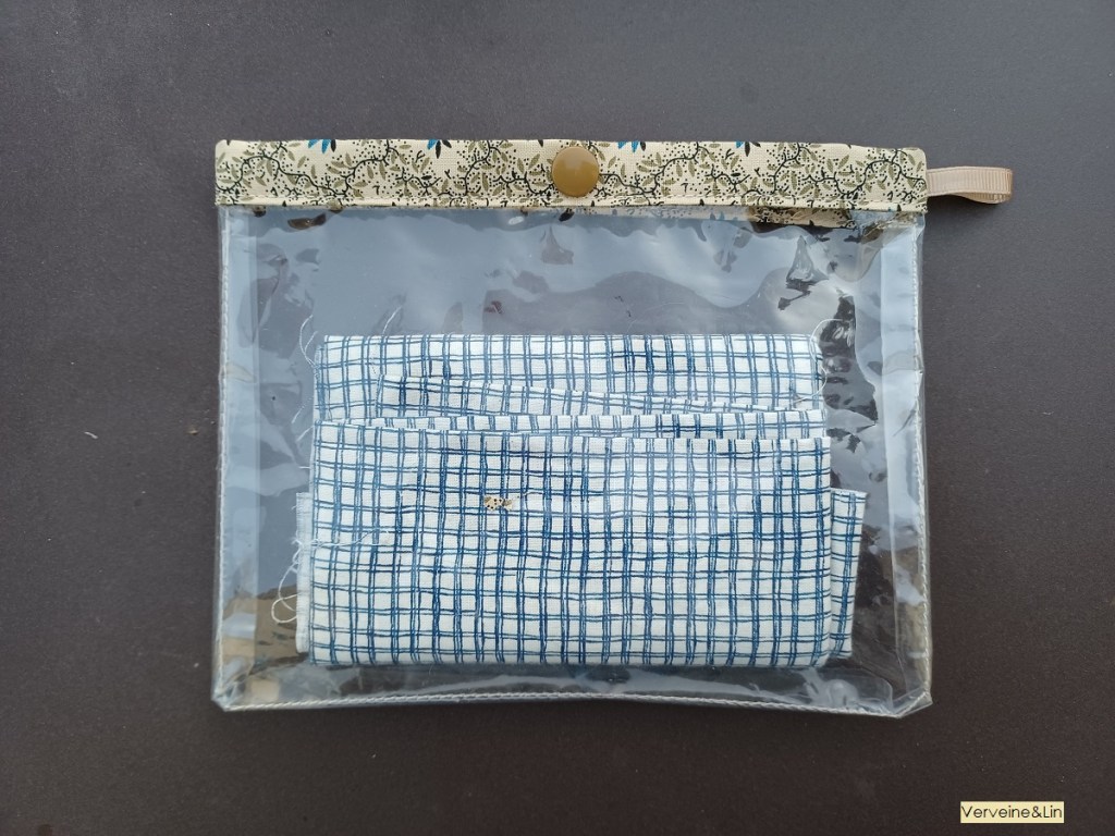 pochettes en vinyle avec bouton pression DIY