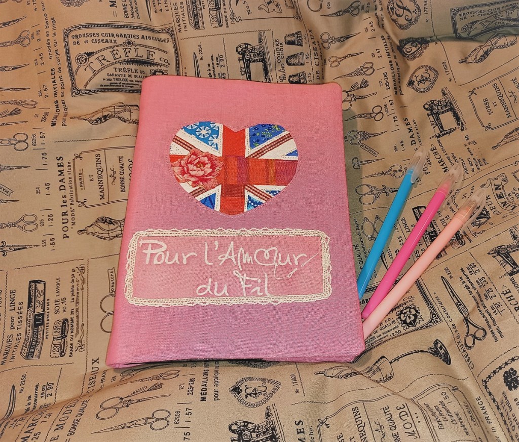 couverture de cahier en appliqué
