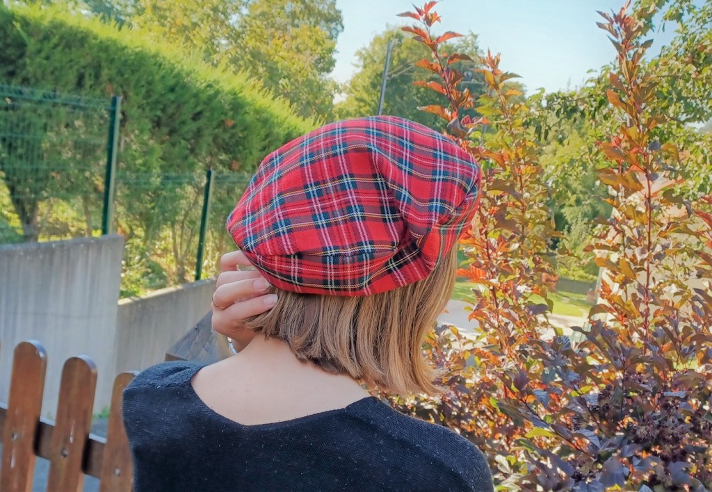 béret en tartan diy 