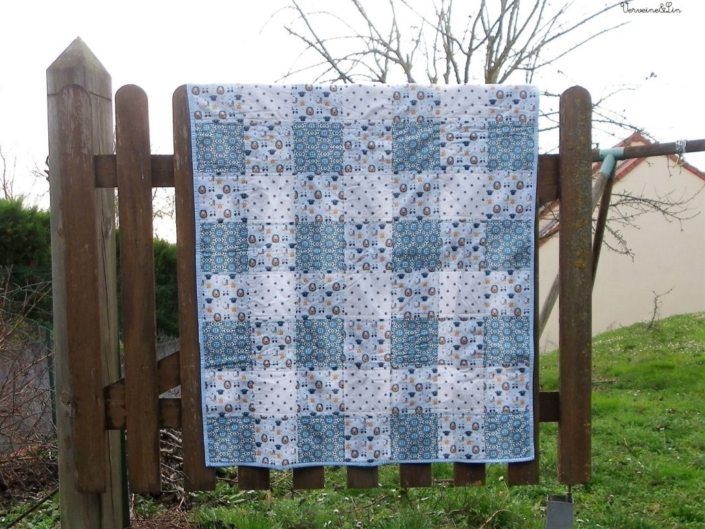 quilt de bébé à motif de vichy XXL