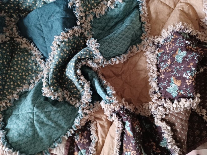 plaid en patchwork beige et bleu